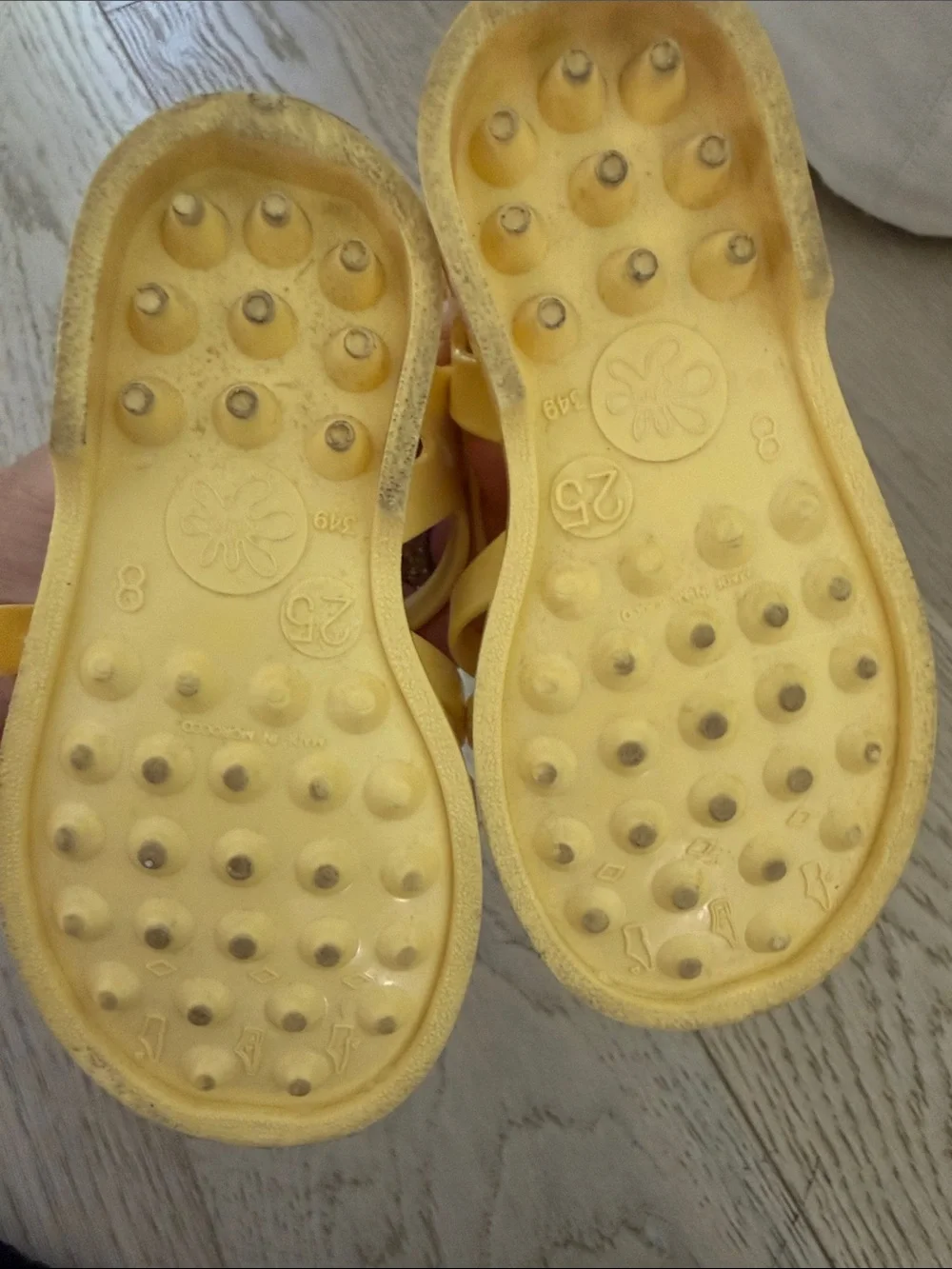 Bonton Yellow Kids Jelly Sandals